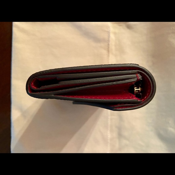 Louis Vuitton Zoe Wallet 💥SOLD💥 - Picture 4 of 8